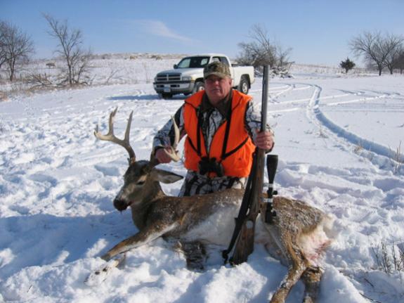 2005 Late Season Muzzlelaoding buck, Adams County, Knight Disc Extreme.