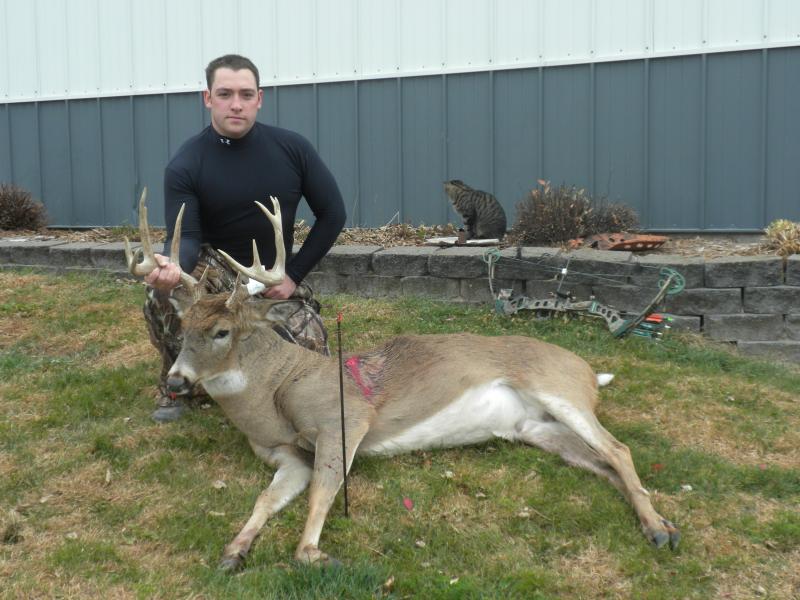 2010 Bow Buck 002