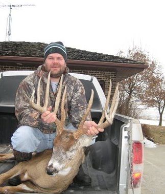Buddies Buck