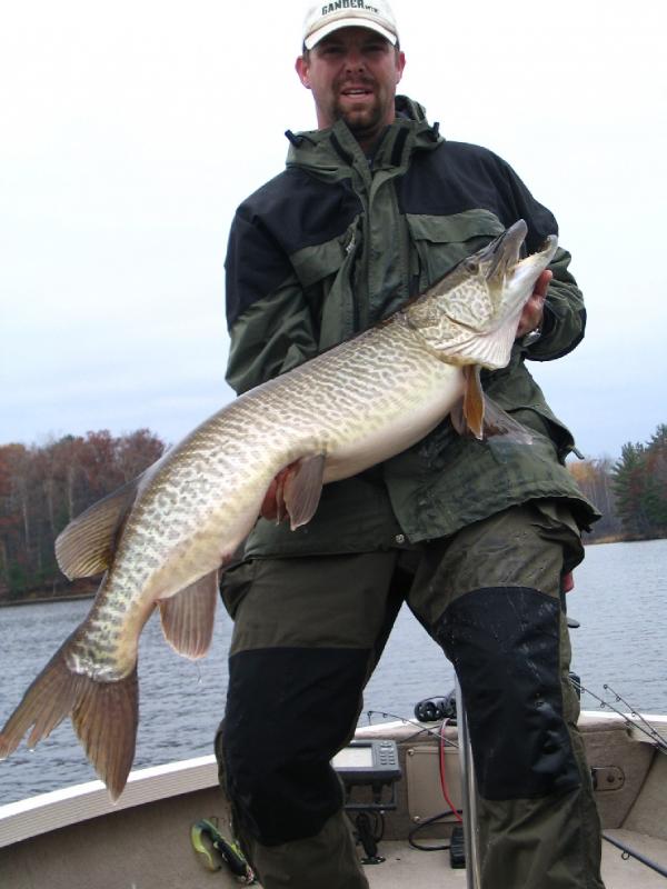 Chippewa Flowage, WI - 47.75" Hybrid