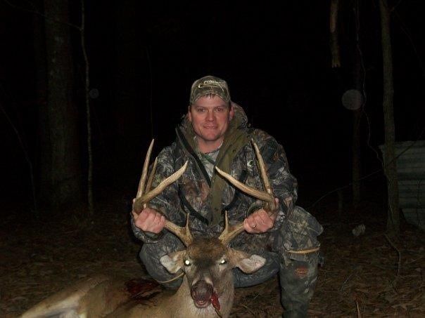 This is my 2010 buck, he was only 17-1/2" wide but had 24" main beams.
